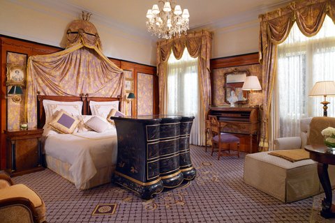 Prince of Wales Suite - Bedroom