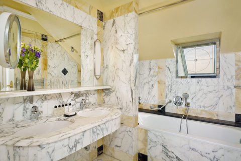 Penthouse Suite Bathroom