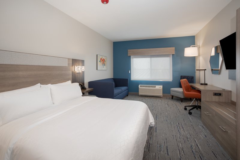 Holiday Inn Express and Suites Burley