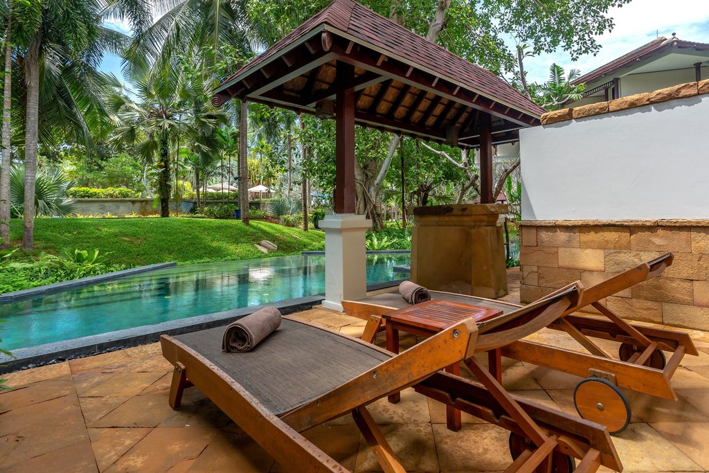 JW Marriott Phuket Resort & Spa Room Type - Premium Pool Access, Guest room, 1 King, Pool view, Ground floor, Pool access