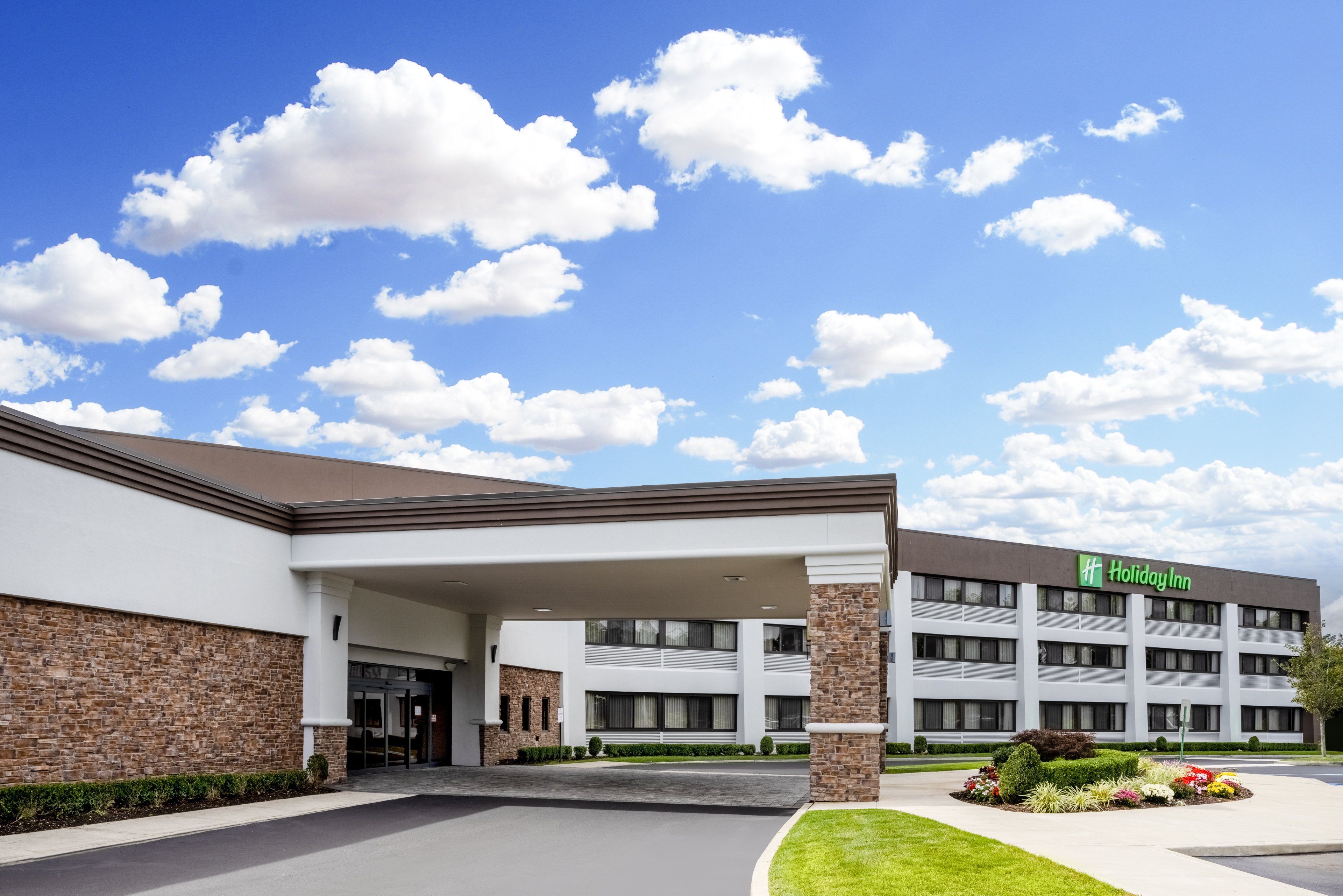 Holiday Inn Long Island Islip Arpt East