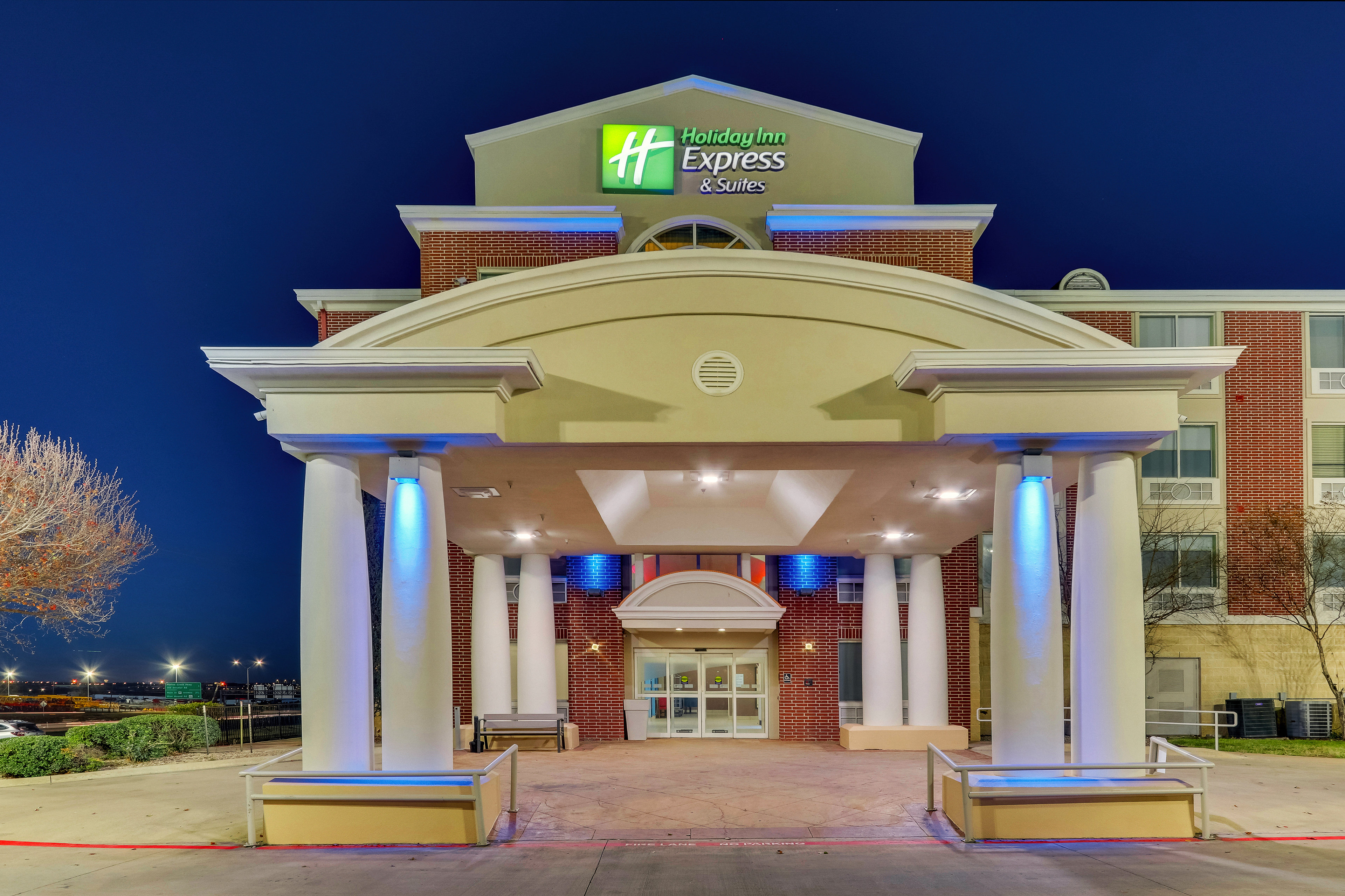 Holiday Inn Express Lake Worth NW