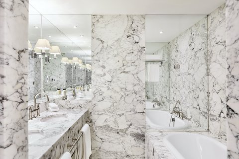 Prestige Suite Bathroom
