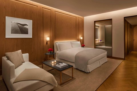 King Deluxe Guest Room