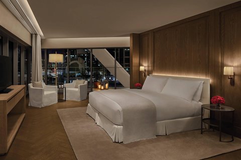 Marina Penthouse Suite - Master Bedroom