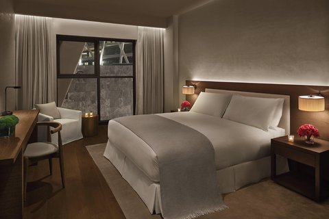One-Bedroom Apartment - Bedroom Marina View