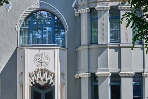 Exterior - Architectural Detail