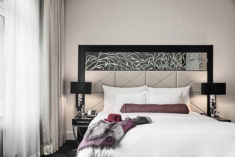 King Deluxe Guest Room