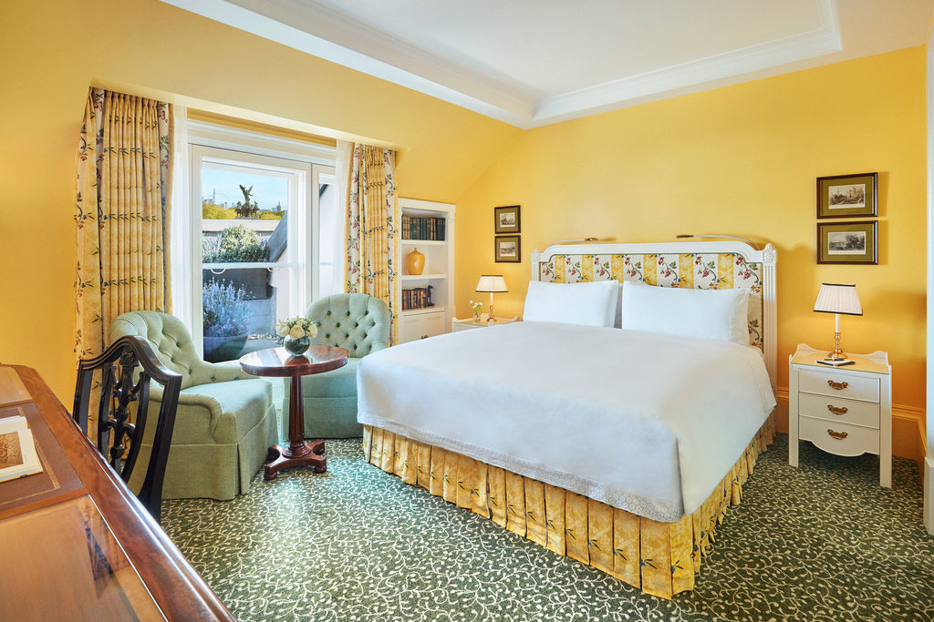Guest photo