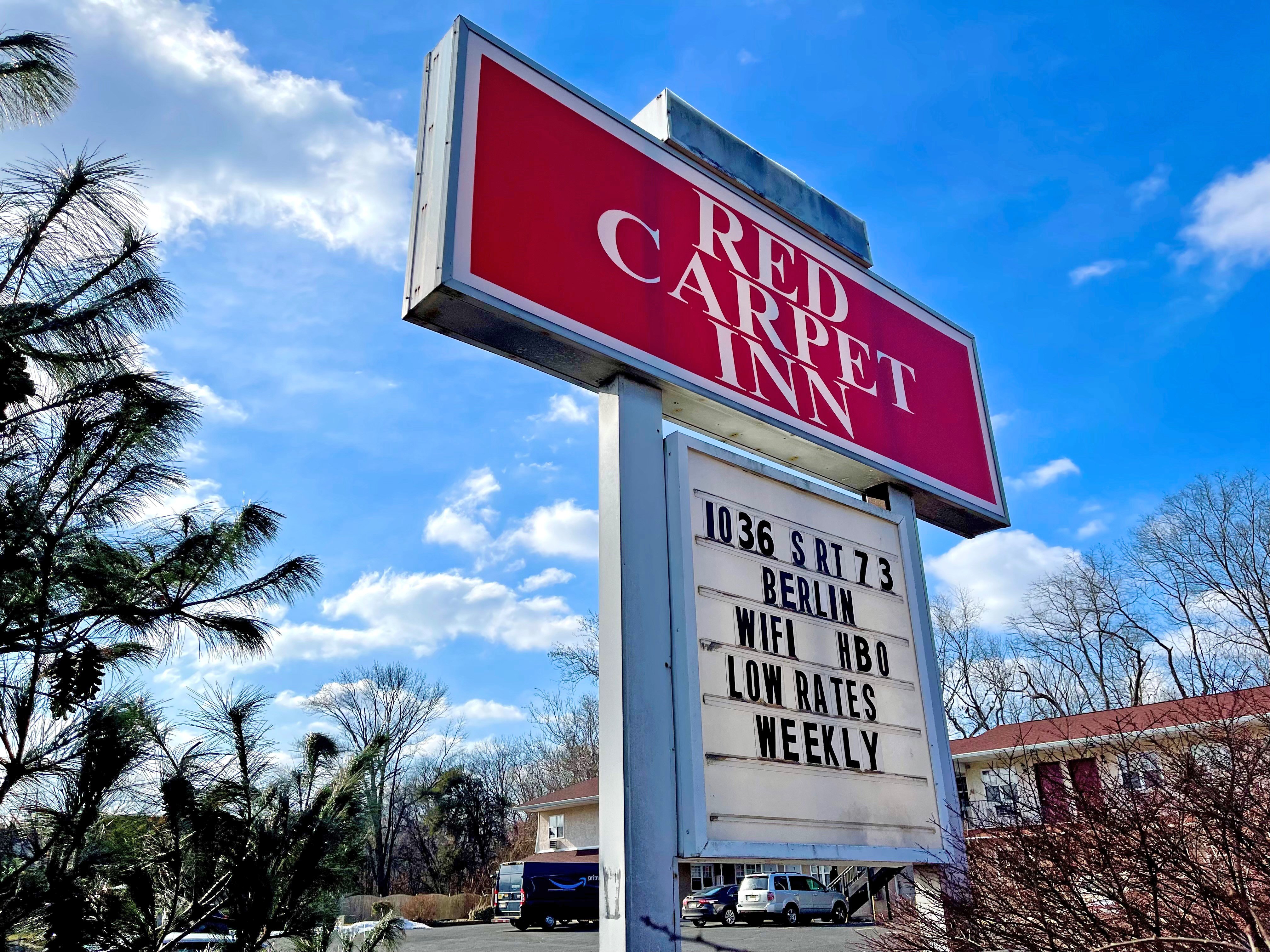 Red Carpet Inn