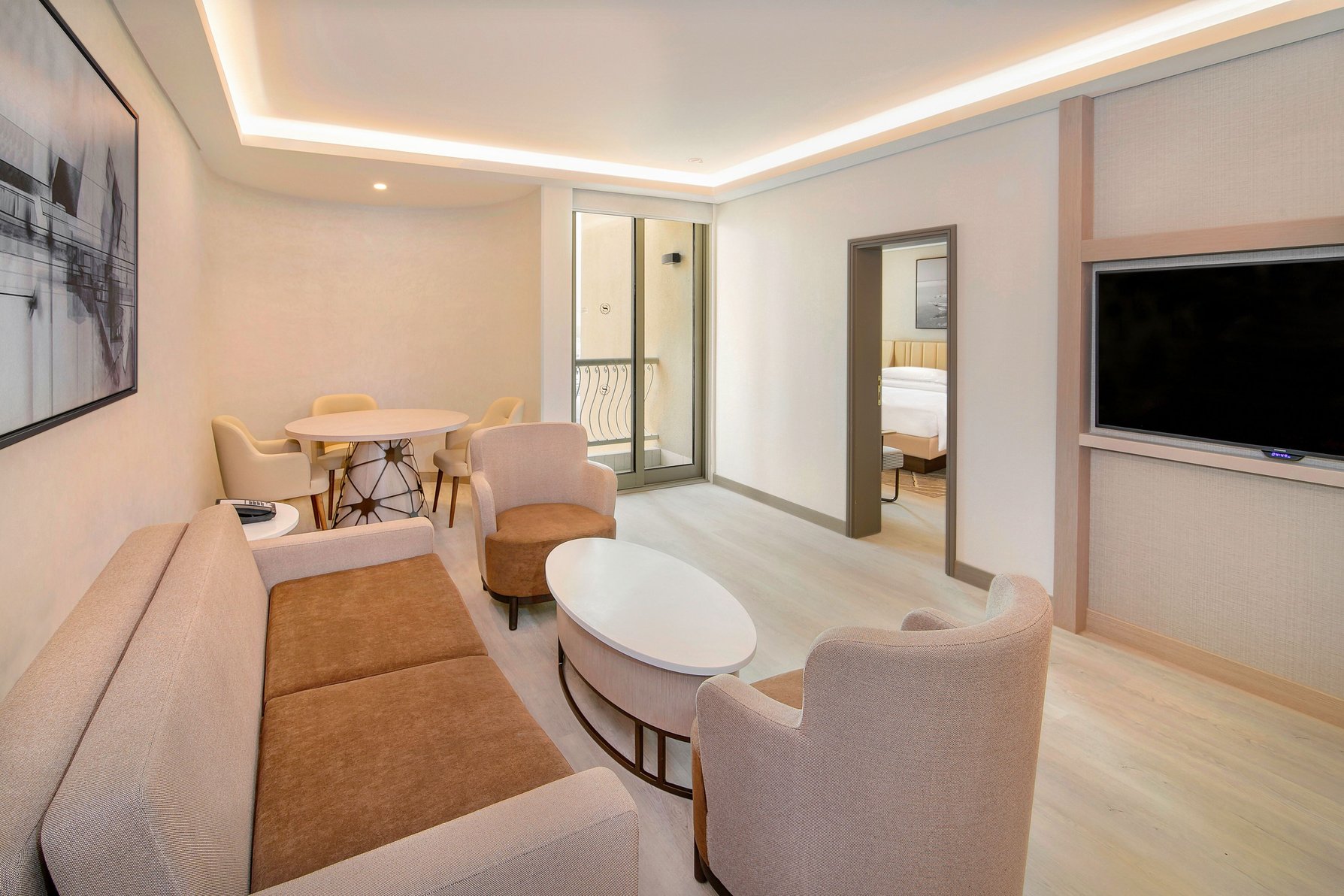 Sheraton Abu Dhabi Hotel & Resort Room Type - Executive Suite, Club lounge access, 1 Bedroom Suite, 1 King