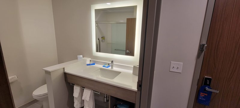 Holiday Inn Express White Marsh