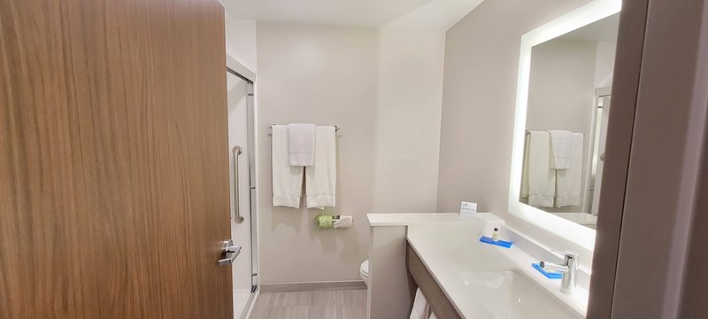 Holiday Inn Express White Marsh