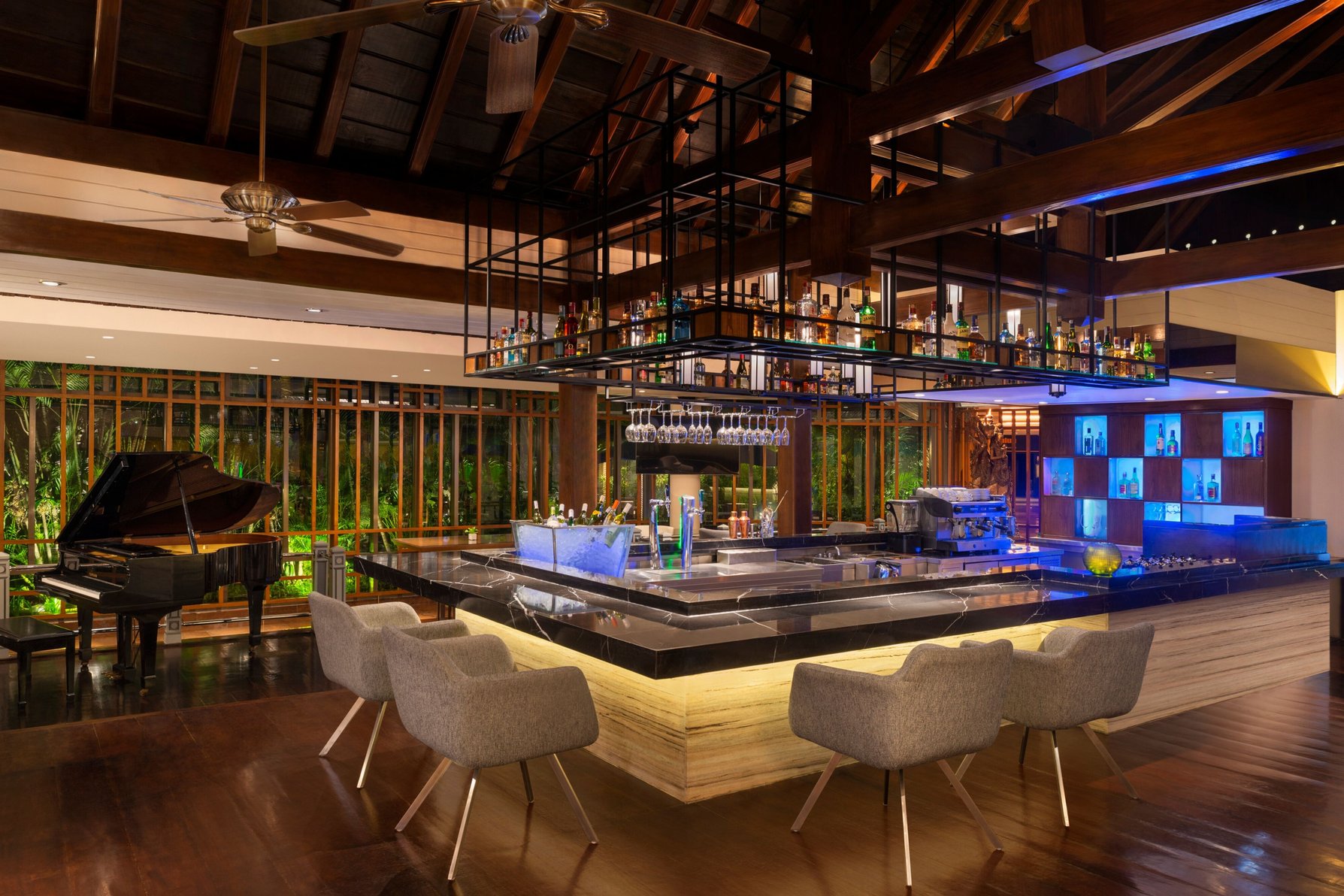 Le Meridien Jakarta Room Type - 1 King Bed, Club Lounge Access, Diplomatic Suite Le Meridien Jakarta Room Type - 1 King Bed, Club Lounge Access, Diplomatic Suite