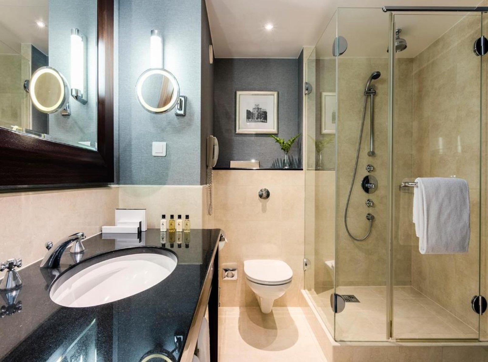 InterContinental Warsaw Room Type - 1 King Premium
