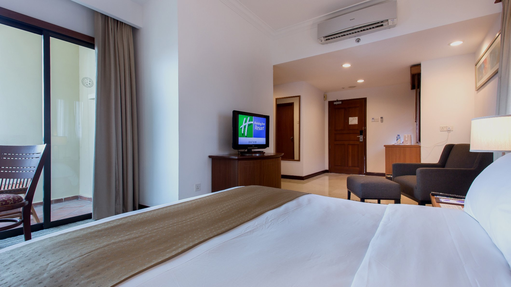 Holiday Inn Resort Batam Room Type - 1 Queen Standard Smoking