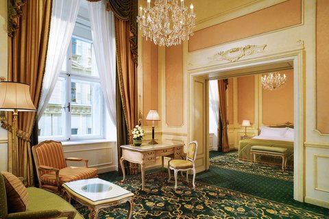 Sisi Suite