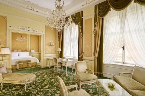 Elisabeth Suite - Living Room