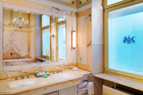 Royal Suite - Bathroom
