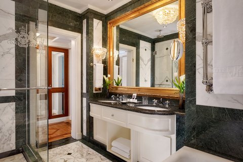 Executive Junior Suite - Bathroom
