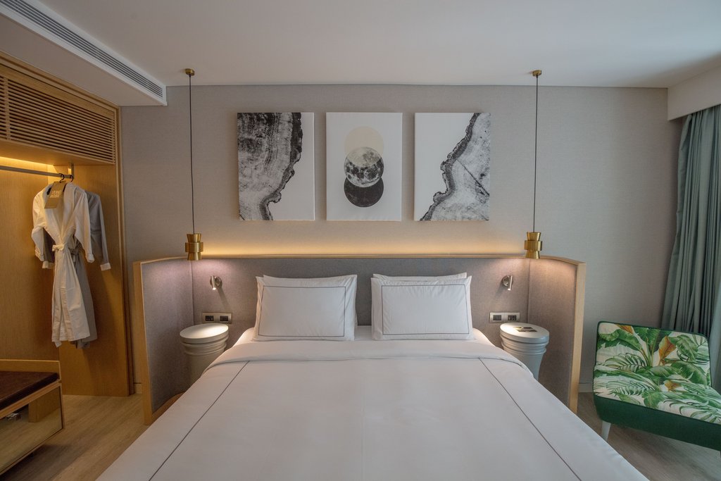 Guest photo