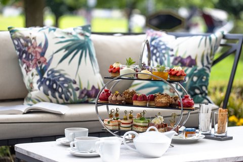 Afternoon Tea Etagère