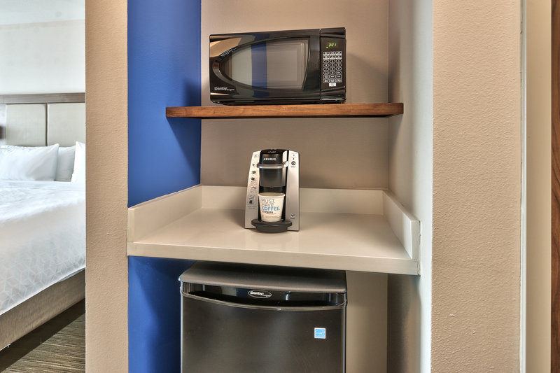 Holiday Inn Express and Suites Albuquerque East