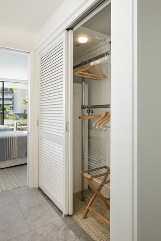 Accessible Guest Room Closet