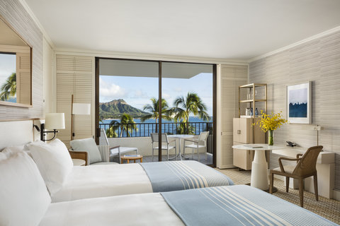 Diamond Head Oceanfront Twins