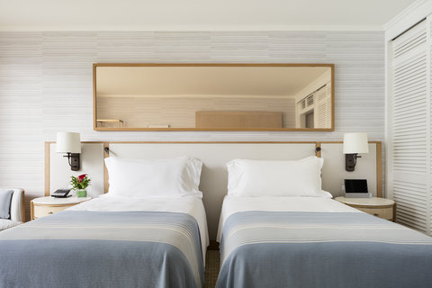 Guest Room Twin Beds