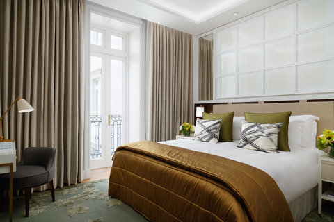 Garden Suite - Master Bedroom