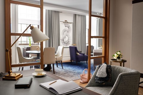 London Suite - Study Room