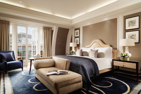 The Musician's Penthouse - Master Bedroom