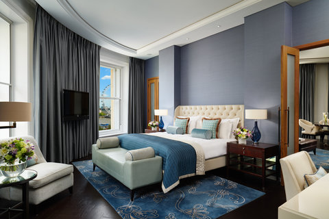 River Suite - Master Bedroom