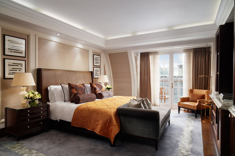 The Writer's Penthouse - Master Bedroom