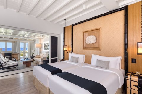 Luxury Sea View Suite - Twin Bedroom
