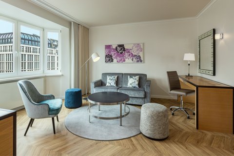 Junior Suite,  Linden Wing