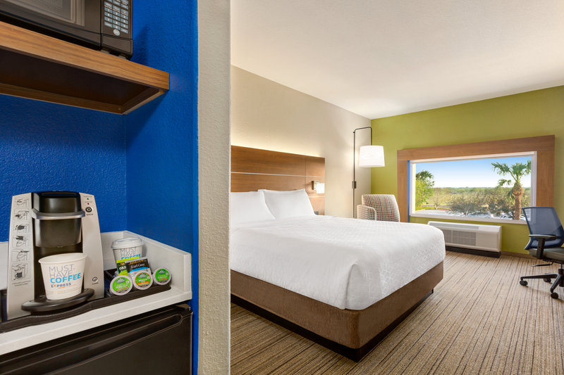 HOLIDAY INN EXP STES MISSION