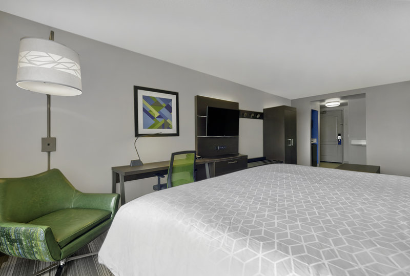 HOLIDAY INN EXP STES GRANDVIEW