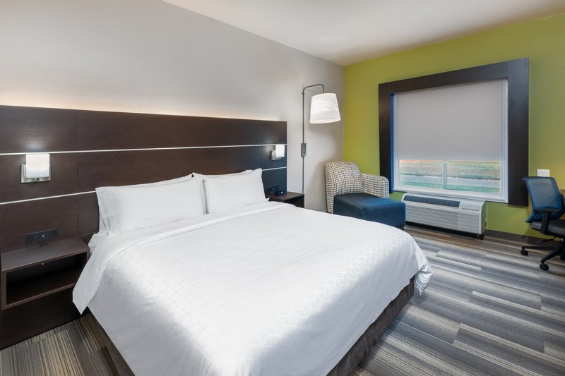 HOLIDAY INN EXP STES PICAYUNE