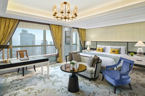 Executive Deluxe Room Bedroom