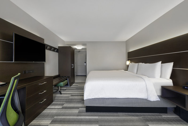 HOLIDAY INN EXP STES GRANDVIEW