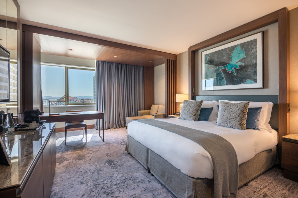 InterContinental Lisbon Room Type - 1 Queen Classic City View