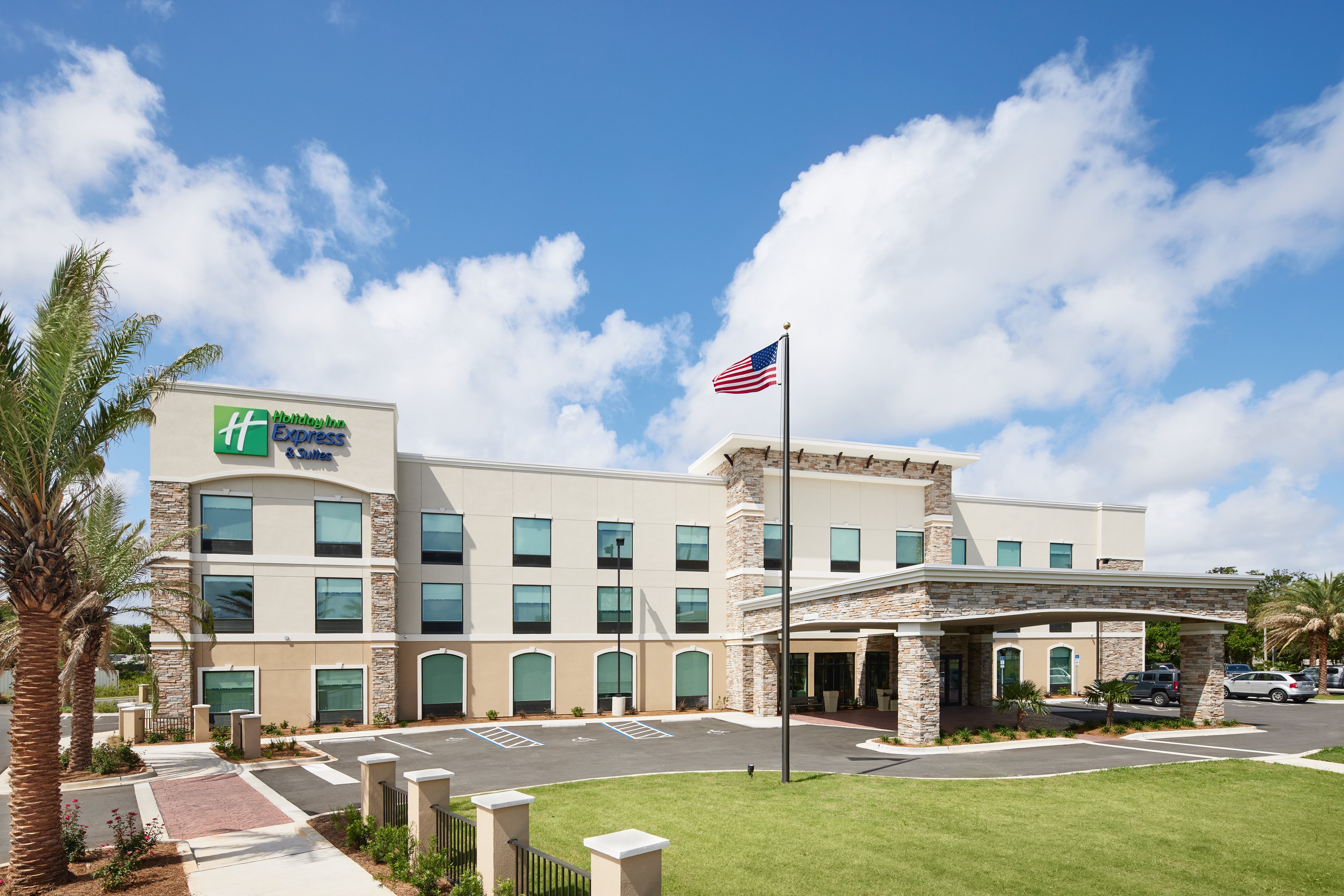 Holiday Inn Express & Suites Gulf Breeze
