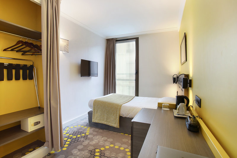 Hotel Eiffel Capitol, Paris