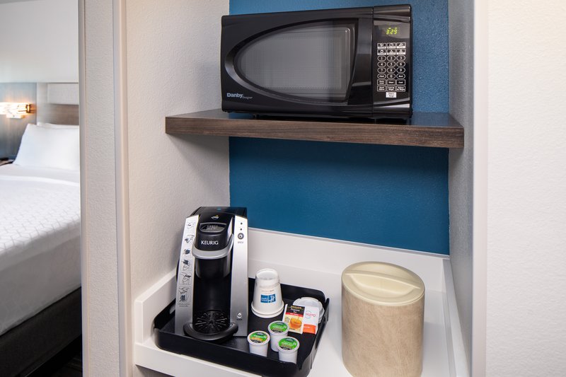 HOLIDAY INN EXP STES LOS ALAMO