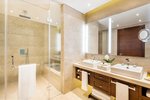 Deluxe Guest room, 1 King, Pool view, Balcony
