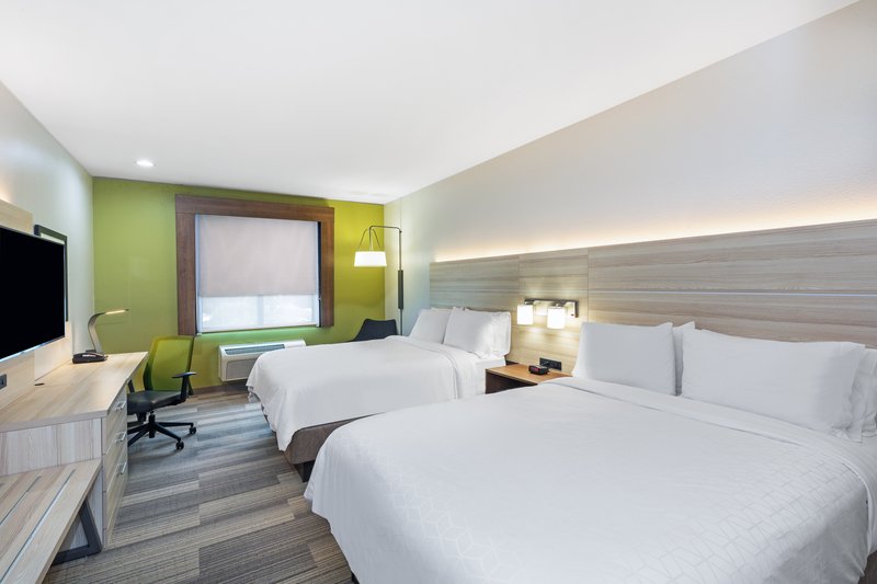 TWO QUEEN BEDS NONSMOKING