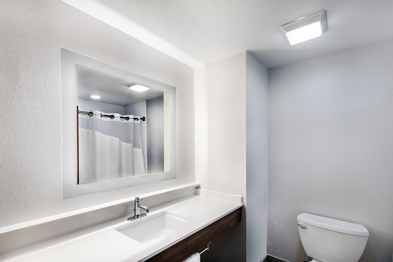 HOLIDAY INN EXP STES VIDOR SOU