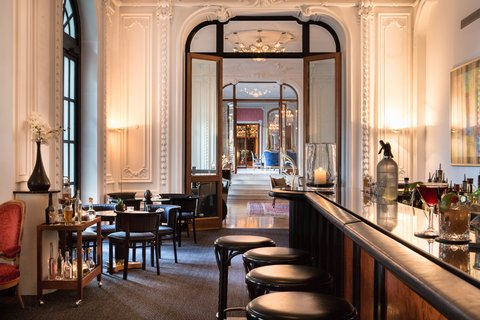 Victoria Bar